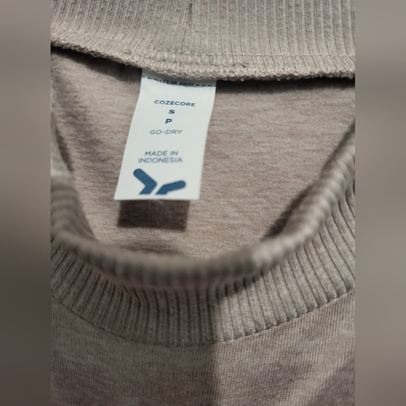 cozy longsleeve crop - Picture 2 of 3